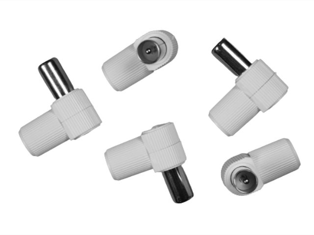 NV100001_1034 Ficha IEC Macho Angular 9.5MM NOVAMAX - Imagem de 1